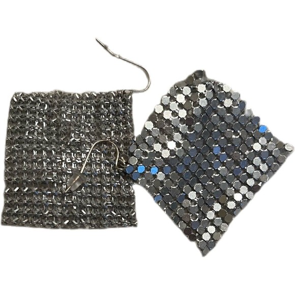 Silver Colored Metal Mesh Chainmail Rhombus Shape Drop Dangle Hook Earrings - Picture 5 of 8